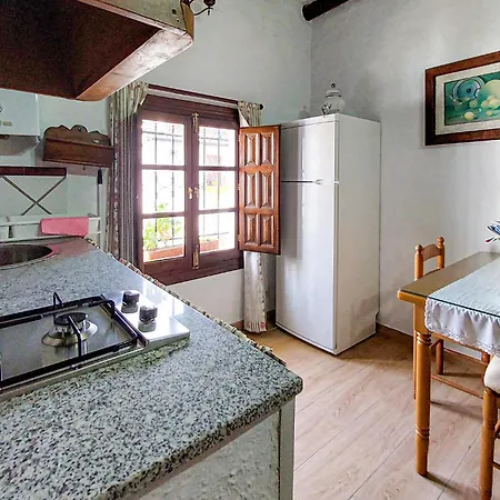 Cozy In Benalaureia With Kitchen Benalauría